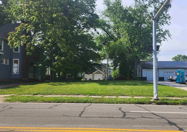 Homes for sale in Evansville, IN | 511 Washington Ave, Evansville, IN 47713 | MLS# 202520926