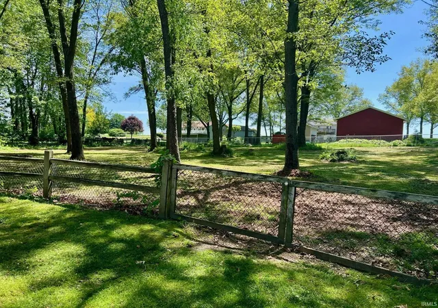 3rd image of 55420 Forest Cove Ct, New Carlisle, IN 46552 | MLS# 202523847