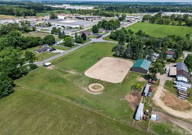 5th image of 1825 W Winona Ave, Warsaw, IN 46580 | MLS# 202525260