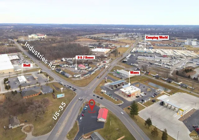 Homes for sale in Richmond, IN | 2700 Williamsburg Pike, Richmond, IN 47374 | MLS# 202527289