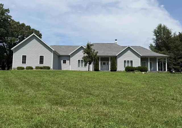 20th image of 460 Kentucky Hollow Rd, Bedford, IN 47421 | MLS# 202530312