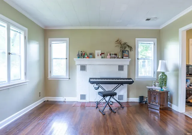 Homes for sale in Bloomington, IN | 1605 E University St, Bloomington, IN 47401 | MLS# 202531938