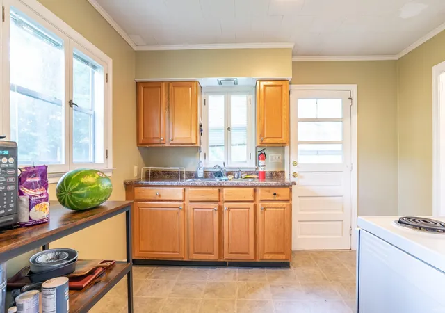 Homes for sale in Bloomington, IN | 1605 E University St, Bloomington, IN 47401 | MLS# 202531938