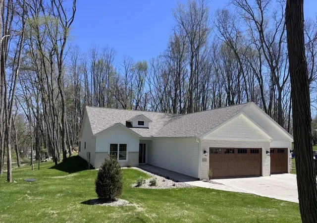 Homes for sale in Fremont, IN | 252 Lane 650 A, Snow Lake, Fremont, IN 46737 | MLS# 202533272