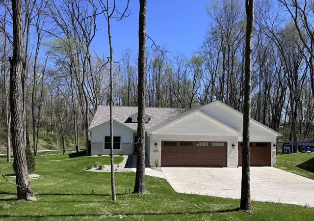 Homes for sale in Fremont, IN | 252 Lane 650 A, Snow Lake, Fremont, IN 46737 | MLS# 202533272