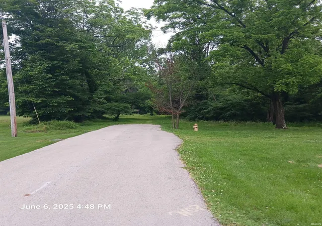 Photo 4 of Manufactured home for sale at 403 W Fillmore St, Staunton, IN 47881 | MLS# 202534395 | Listing updated on 2026-04-13