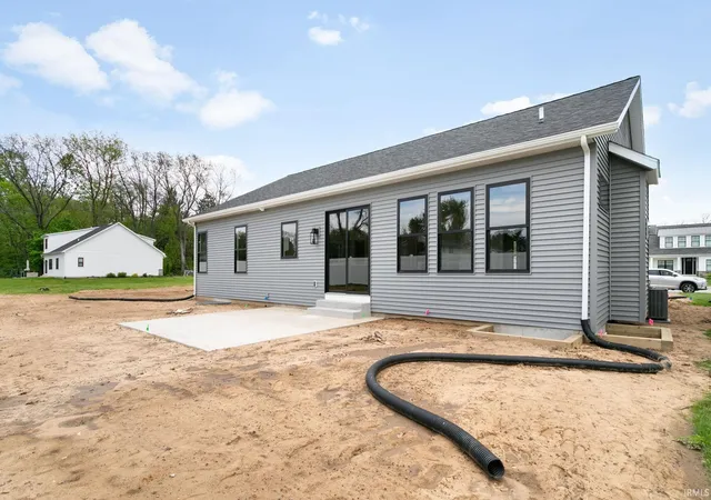 32nd image of 18597 Bracken Fern Ct, South Bend, IN 46637 | MLS# 202534604
