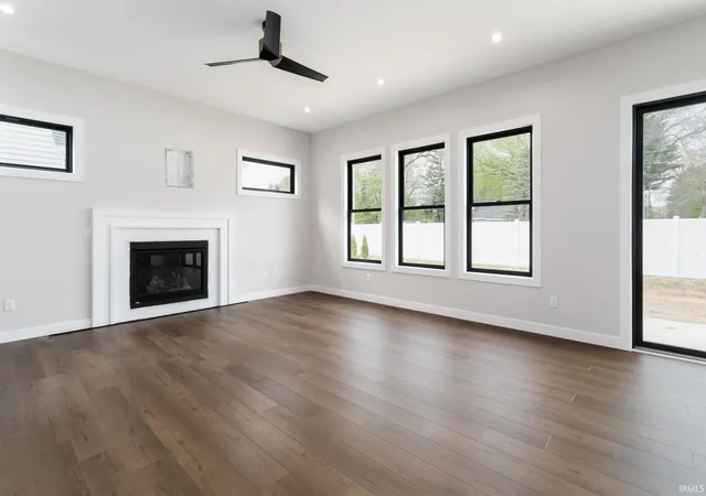 4th image of 18597 Bracken Fern Ct, South Bend, IN 46637 | MLS# 202534604