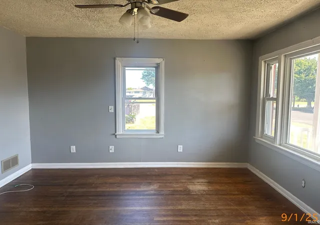 4th image of 1233 11Th St, Tell City, IN 47586 | MLS# 202535491
