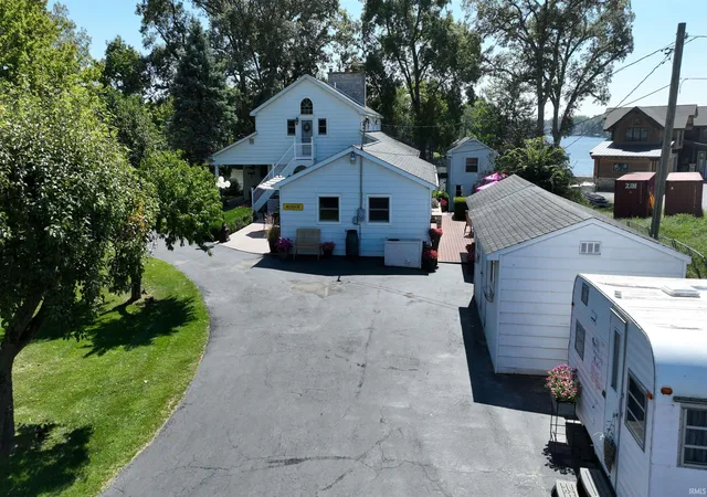 Homes for sale in Monticello, IN | 4954 E Bayfront Ct, Monticello, IN 47960 | MLS# 202535802