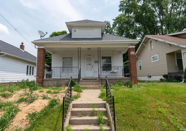Photo 1 of Manufactured home for sale at 1722 Nash St, South Bend, IN 46613 | MLS# 202536839 | Listing updated on 2026-07-09