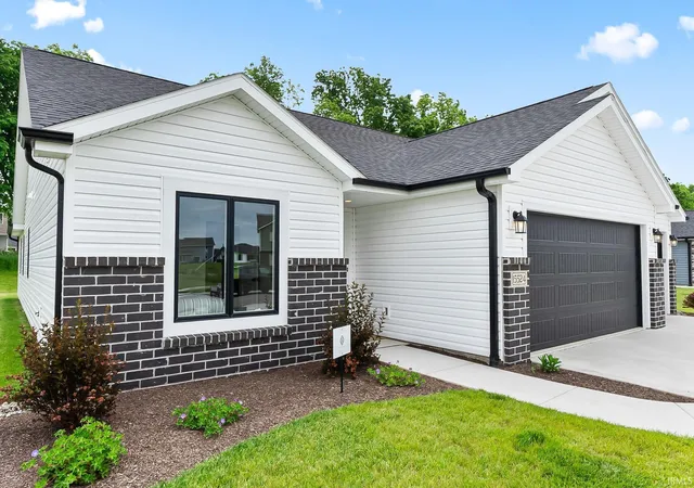 3rd image of 15524 Impala Dr, Huntertown, IN 46748 | MLS# 202536868