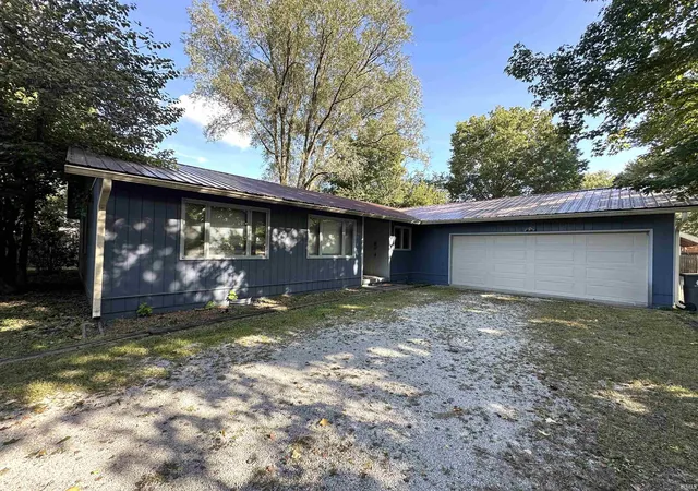 1st image of 4424 E 10th St, Bloomington, IN 47408 | MLS# 202537244