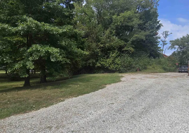 32nd image of 489 State Road 68 W Hwy, Lynnville, IN 47619 | MLS# 202537323