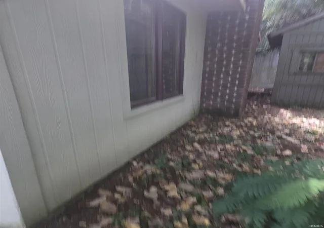 Photo 4 of Manufactured home for sale at 489 State Road 68 W Hwy, Lynnville, IN 47619 | MLS# 202537323 | Listing updated on 2026-09-21