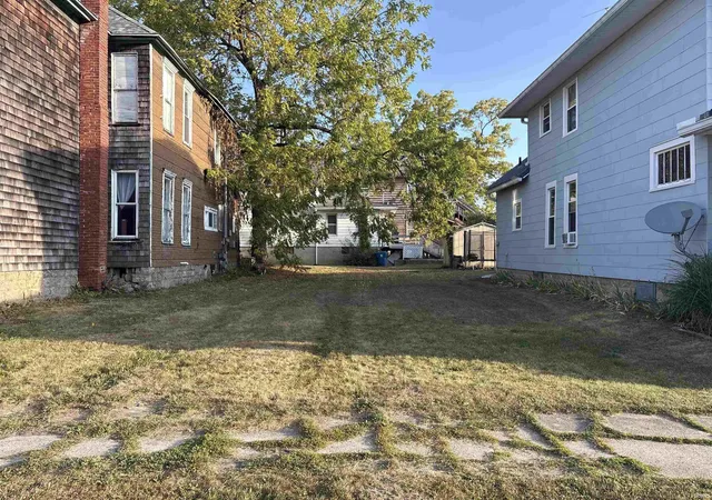 2nd image of 202 E King St, Garrett, IN 46738 | MLS# 202537750