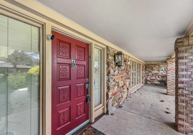 4th image of 570 Golden Pl, Lafayette, IN 47905 | MLS# 202537853