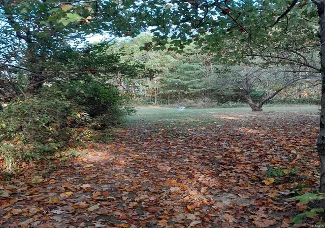 4th image of 8134 S Rockport Rd, Bloomington, IN 47403 | MLS# 202538236