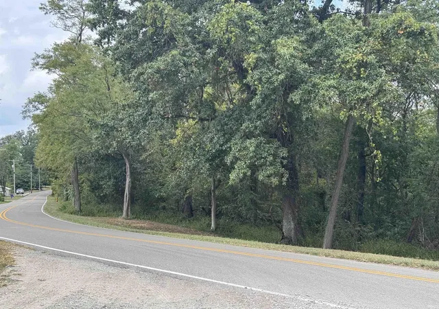 Photo 3 of Land for sale at 10045 Baumgart Rd, Evansville, IN 47725 | MLS# 202538940 | Listing updated on 2026-08-26