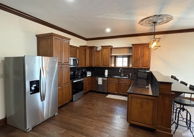 2nd image of 114 W Walnut St #201, Kokomo, IN 46901 | MLS# 202540062