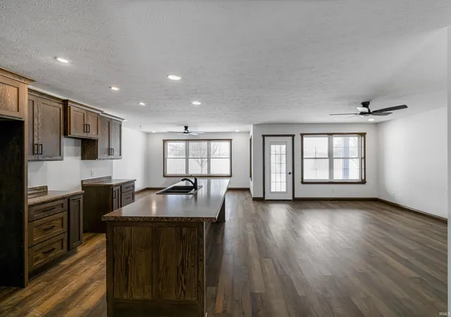 5th image of 1041 S Huntsville Rd, Winchester, IN 47394 | MLS# 202541424