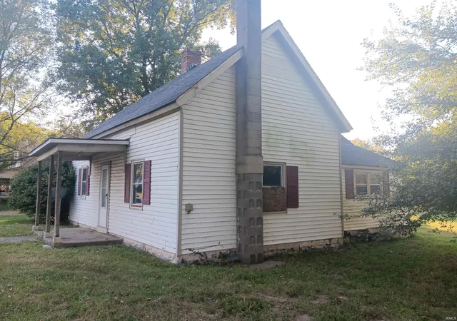 Photo 2 of Manufactured home for sale at 407 N Ledgerwood St, Carlisle, IN 47838 | MLS# 202541727 | Listing updated on 2026-06-11