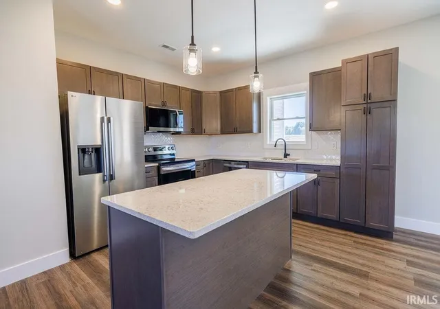 Photo 2 of Manufactured home for sale at 106 Pin Oak Rd, Spencer, IN 47460 | MLS# 202542048 | Listing updated on 2026-08-24