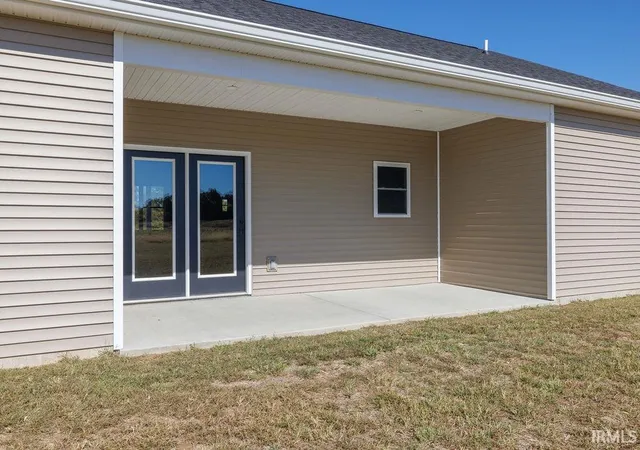 Photo 4 of Manufactured home for sale at 106 Pin Oak Rd, Spencer, IN 47460 | MLS# 202542048 | Listing updated on 2026-08-24
