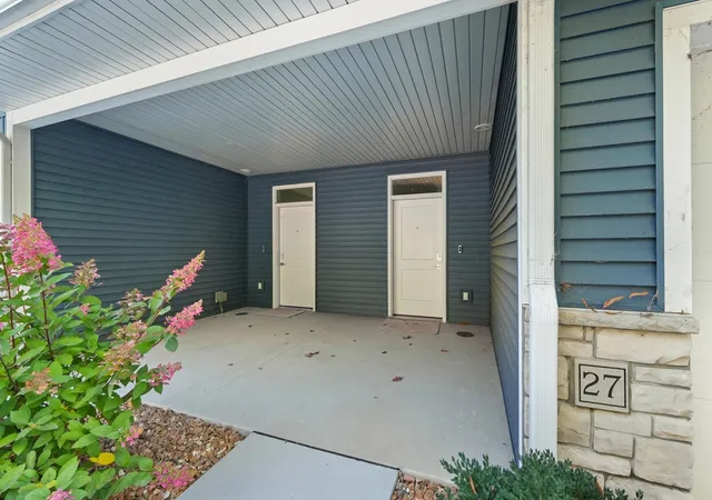 Photo 3 of Condo for sale at 27 Ln 345 Crooked Lk, Angola, IN 46703 | MLS# 202542092 | Listing updated on 2026-05-21