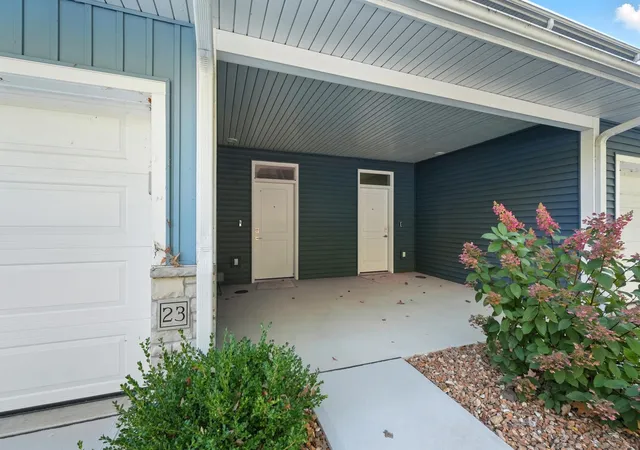 Photo 3 of Condo for sale at 23 Ln 345 Crooked Lk, Angola, IN 46703 | MLS# 202542093 | Listing updated on 2026-05-21