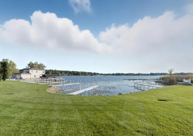 35th image of 19 Ln 345 Crooked Lk, Angola, IN 46103 | MLS# 202542095