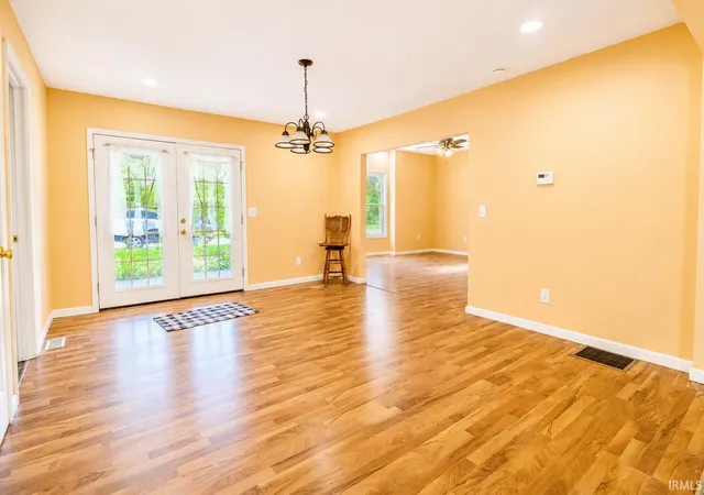 Photo 3 of Manufactured home for sale at 207 W Lake St, Knox, IN 46534 | MLS# 202542571 | Listing updated on 2026-09-09