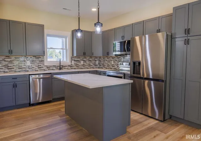 Photo 2 of Manufactured home for sale at 534 Dogwood E Ct, Spencer, IN 47460 | MLS# 202542708 | Listing updated on 2026-08-24