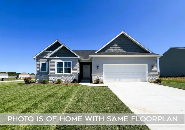 1st image of 11377 Albany Ridge Dr, Osceola, IN 46561 | MLS# 202543001