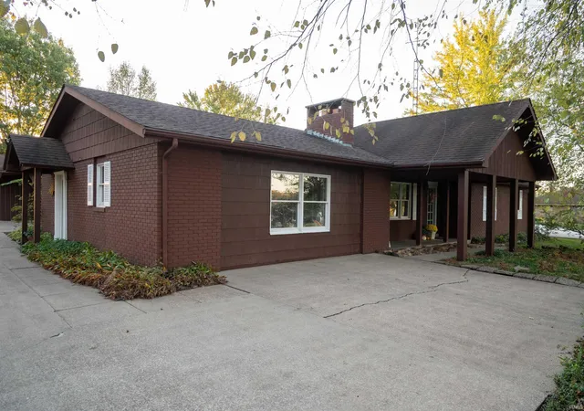 3rd image of 276 S Poinsettia Dr, Santa Claus, IN 47579 | MLS# 202543257
