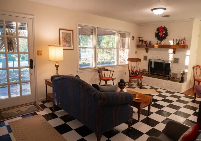 4th image of 276 S Poinsettia Dr, Santa Claus, IN 47579 | MLS# 202543257