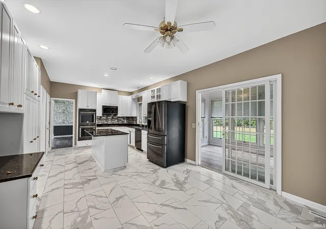 3rd image of 17768 Ashford Hills Ct, Granger, IN 46530 | MLS# 202543331