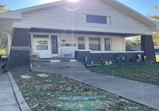 Homes for sale in Evansville, IN | 725 Waggoner Ave, Evansville, IN 47713 | MLS# 202544711