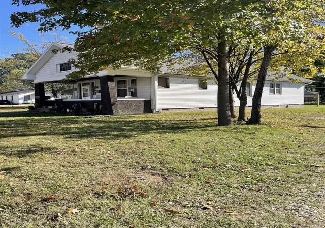 Homes for sale in Evansville, IN | 725 Waggoner Ave, Evansville, IN 47713 | MLS# 202544711