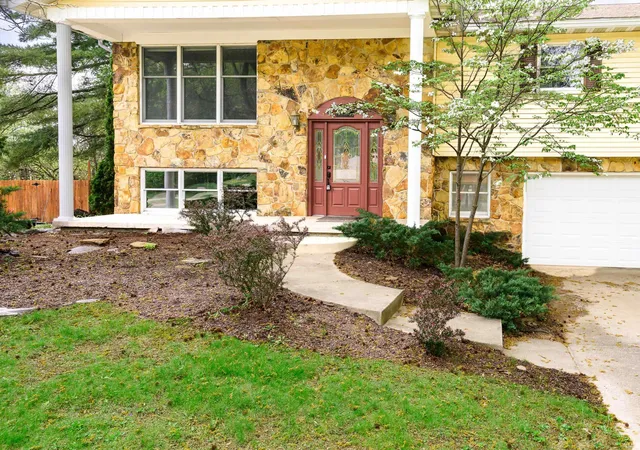 Photo 1 of Sale Pending at 2919 N Ramble Rd, Bloomington, IN 47408 | MLS# 202545709 | Listing updated on 2026-09-15