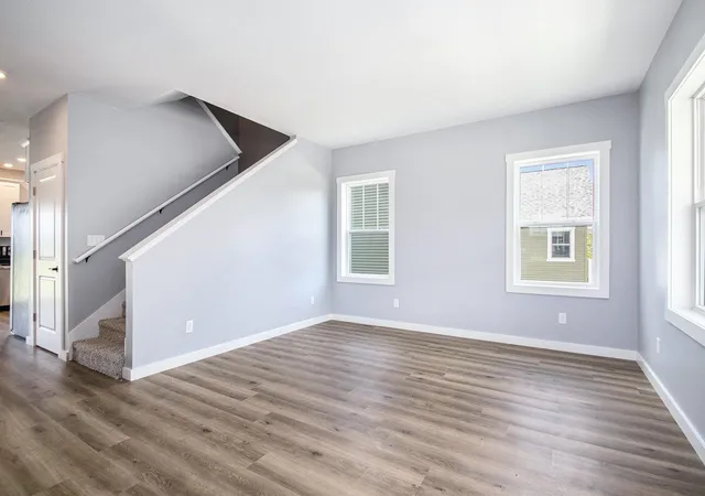 5th image of 652 Bungalow Dr, Nappanee, IN 46550 | MLS# 202545732