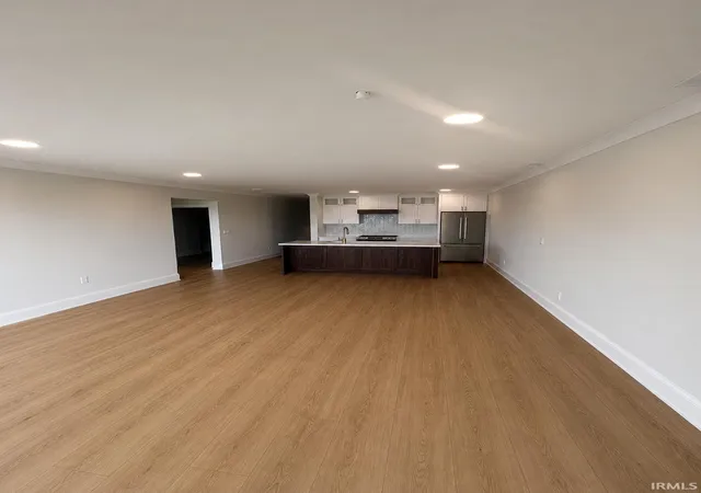 2nd image of 115 N Washington St Unit 401, Bloomington, IN 47408 | MLS# 202545853