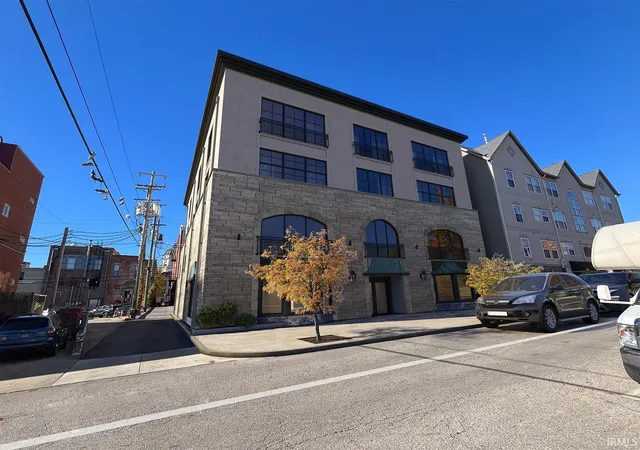 1st image of 115 N Washington St Unit 302 #302, Bloomington, IN 47408 | MLS# 202545858