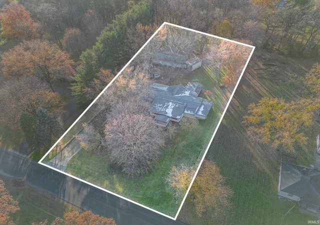 3rd image of 56825 Elmer Ave, South Bend, IN 46619 | MLS# 202546238