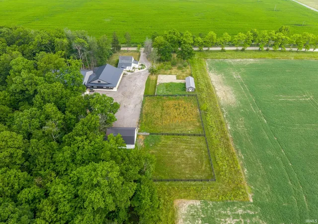 Photo 3 of Manufactured home for sale at 5134 County Rd 64, Spencerville, IN 46788 | MLS# 202547960 | Listing updated on 2026-08-03