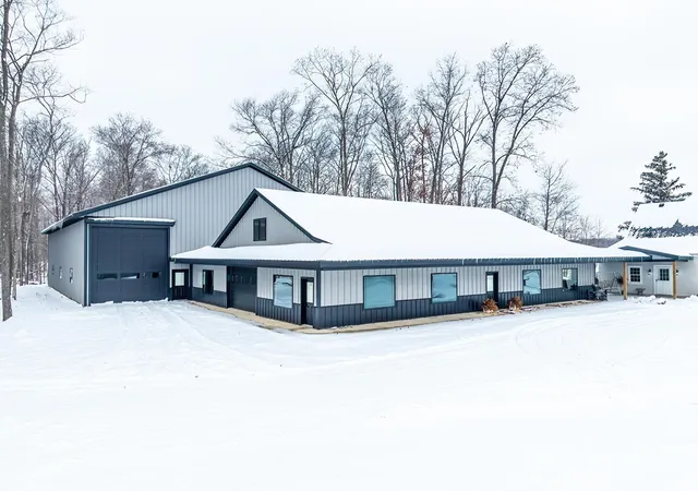 Homes for sale in Spencerville, IN | 5134 County Road 64 Road, Spencerville, IN 46788 | MLS# 202547960