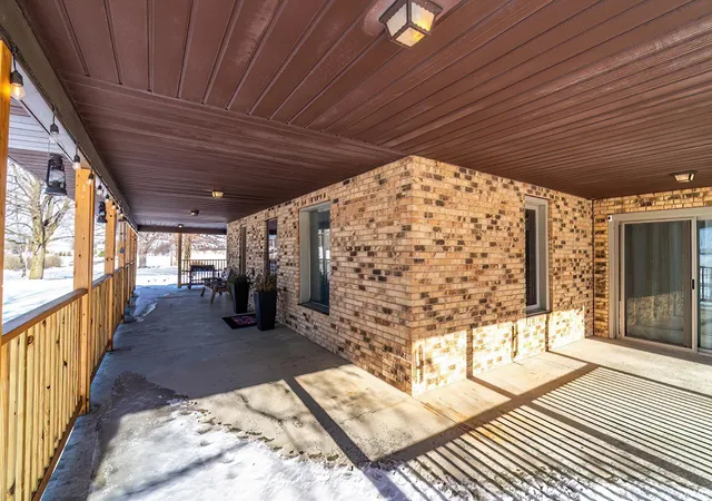 26th image of 15128 Wesley Chapel Rd, Churubusco, IN 46723 | MLS# 202548702