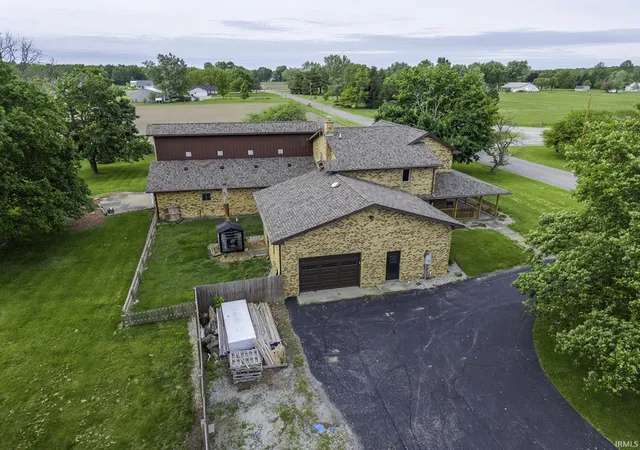 4th image of 15128 Wesley Chapel Rd, Churubusco, IN 46723 | MLS# 202548702