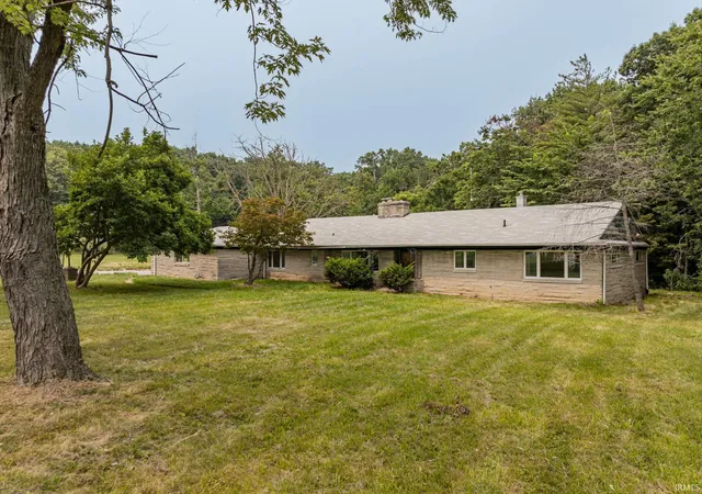 Photo 3 of Manufactured home for sale at 7445 N Clinton St, Fort Wayne, IN 46825 | MLS# 202548789 | Listing updated on 2026-07-20