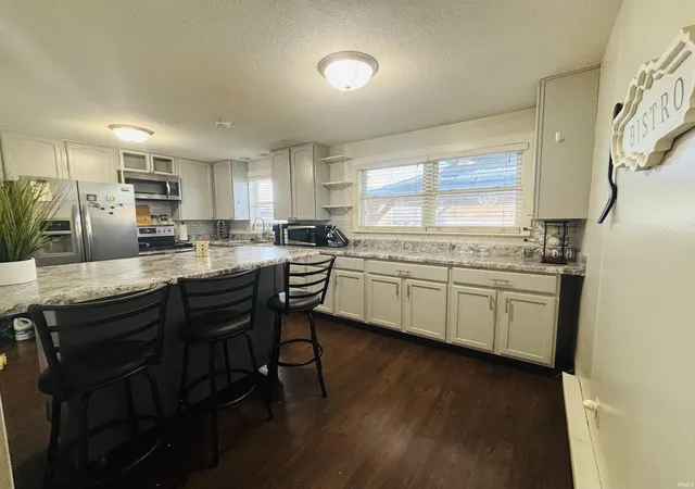 3rd image of 14720 State Line Rd, Monroeville, IN 46773 | MLS# 202549140